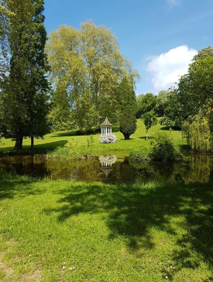 Chateau De La Bribourdiere Putot-en-Auge Экстерьер фото